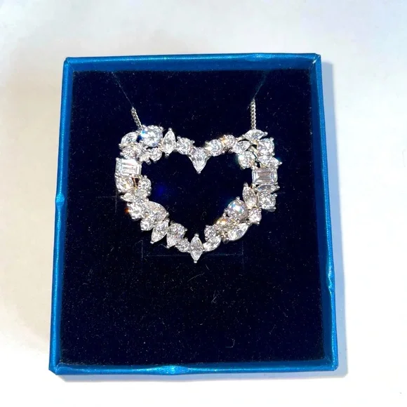 TOVA // diamonique mixed cut heart pendant chain .925 Sterling silver Necklace - Picture 4 of 11
